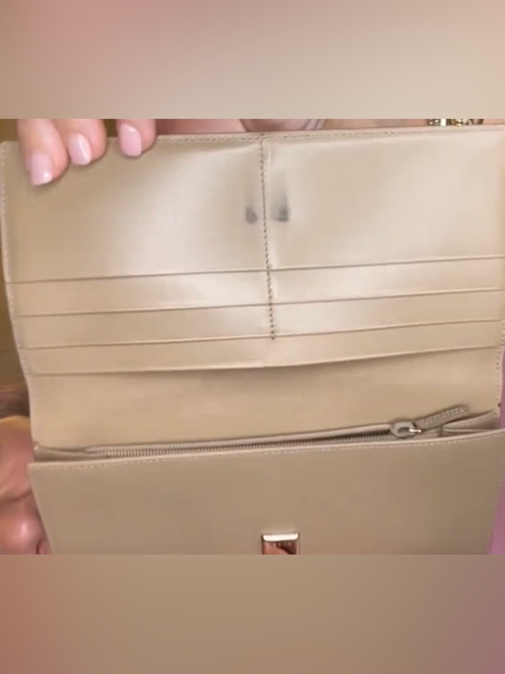 Gucci Taupe Leather Long Wallet with clasp - Picture 3 of 9
